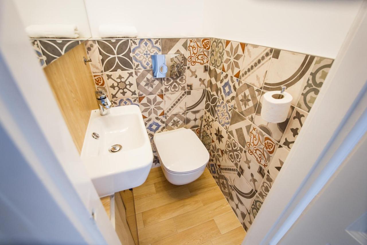 Spacious Riverviews Apartment Near Piata Unirii Oradea Εξωτερικό φωτογραφία